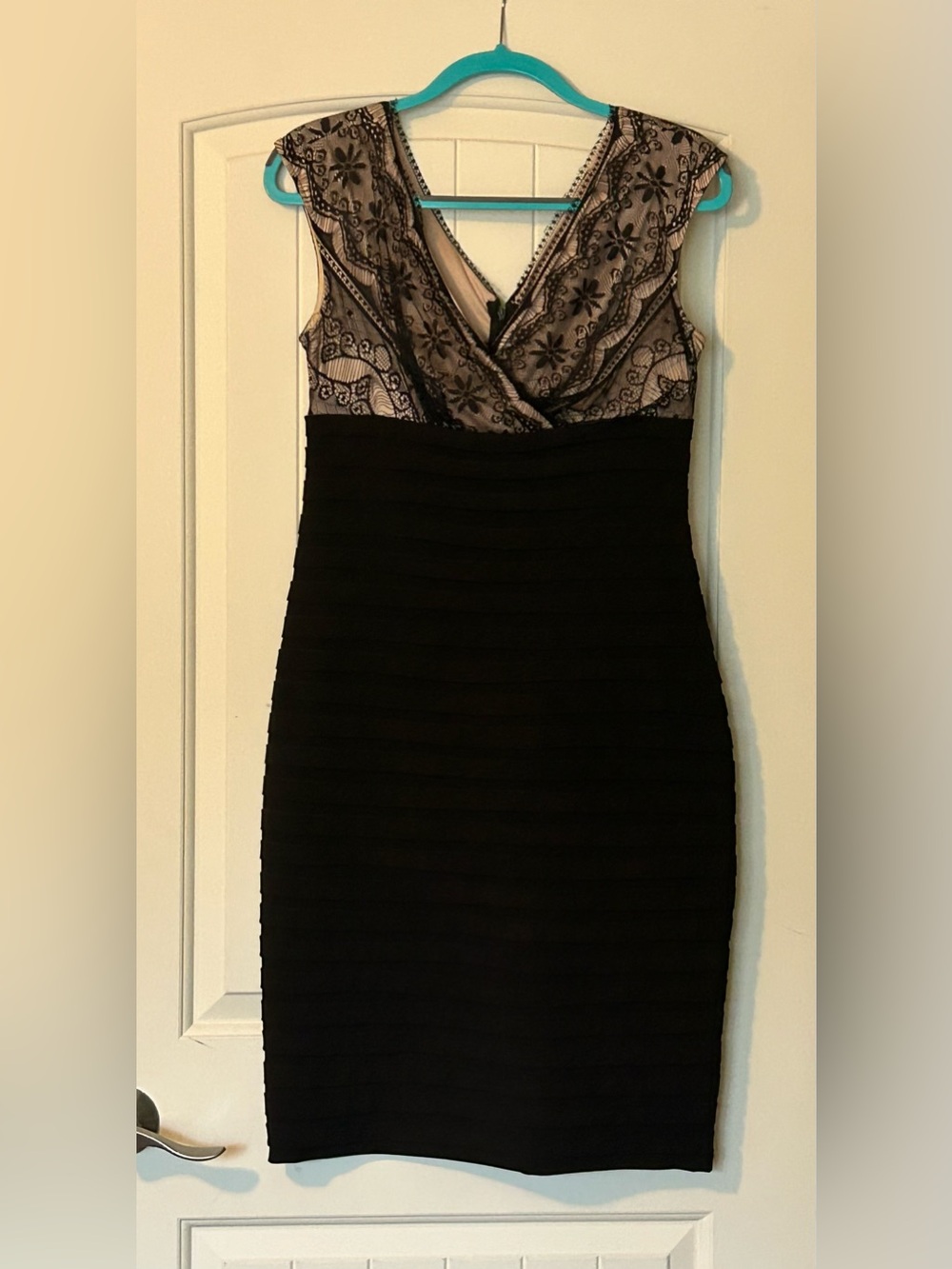 Signature Black layered Dress with Lace-Embroidered Bodice